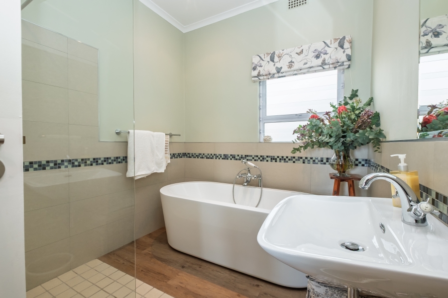 3 Bedroom Property for Sale in Murdock Valley Western Cape